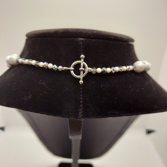 Hematite stone and glass bead handmade necklace - Picture 3 of 5